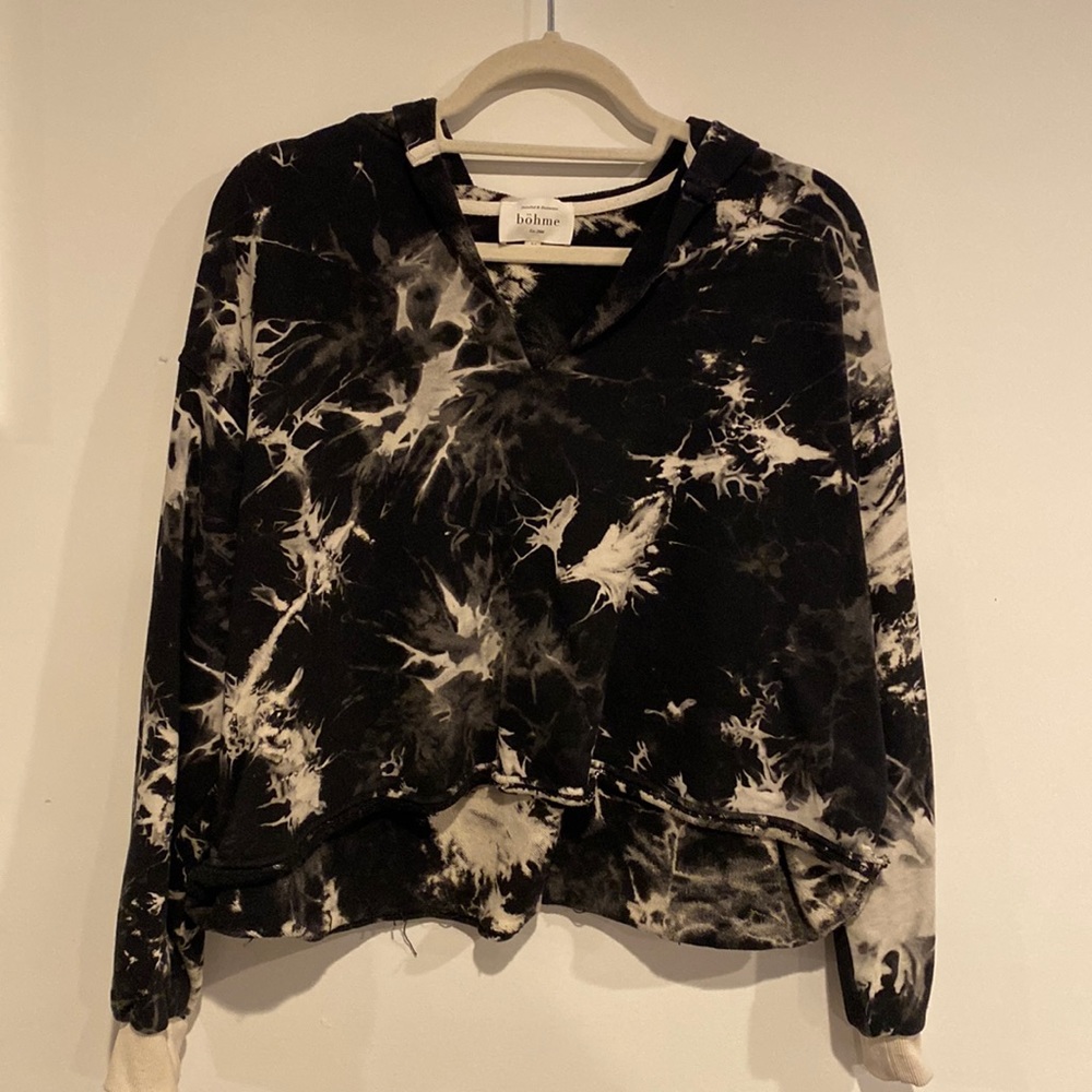 Women’s Oversized Black/White Hoodie